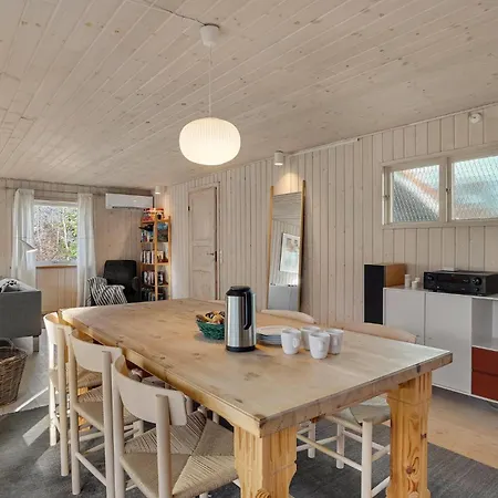 別荘 Two-bedroom In *